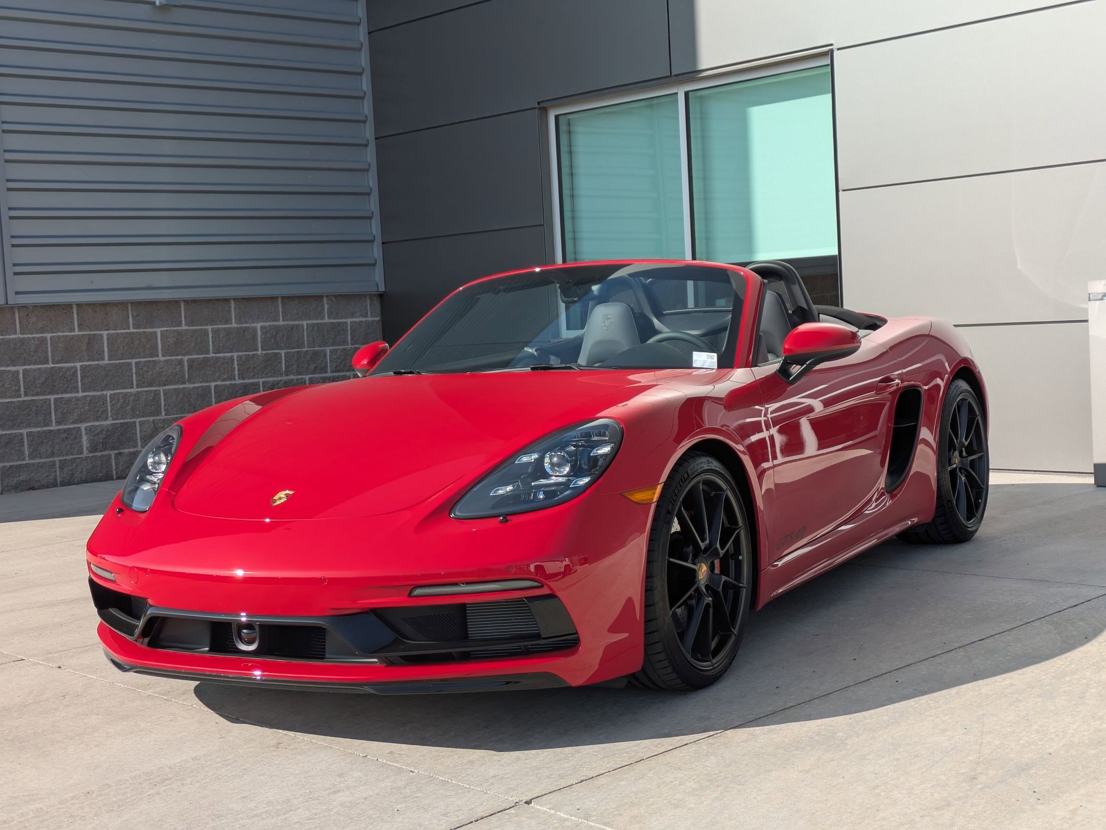 2025 Porsche Boxster GTS 4.0 photo 2