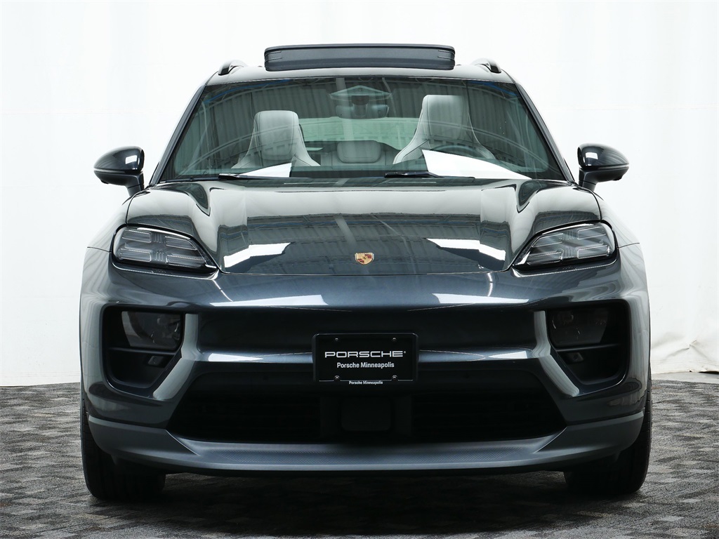 2024 Porsche Macan Electric 4 photo 9