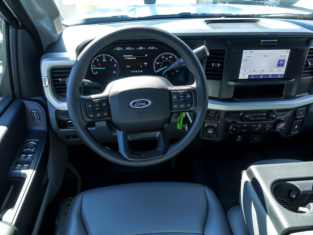 2025 FORD F-350 - Image 20