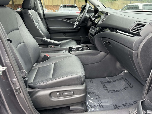 2019 Honda Pilot Touring photo 15
