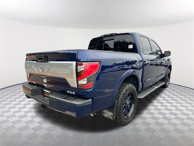 2024 Nissan Titan Platinum Reserve photo 4