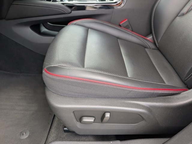 2023 Buick Envision Essence photo 26