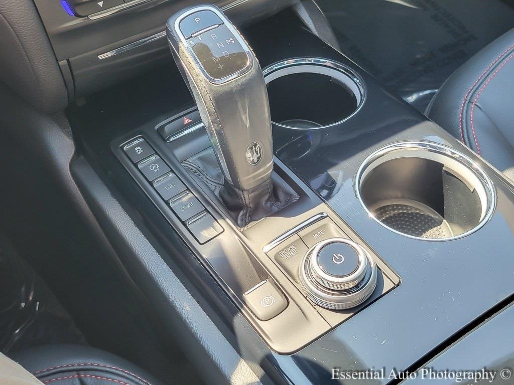 2022 Maserati Ghibli Modena Q4 photo 17