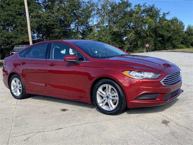 2018 Ford Fusion SE photo 4
