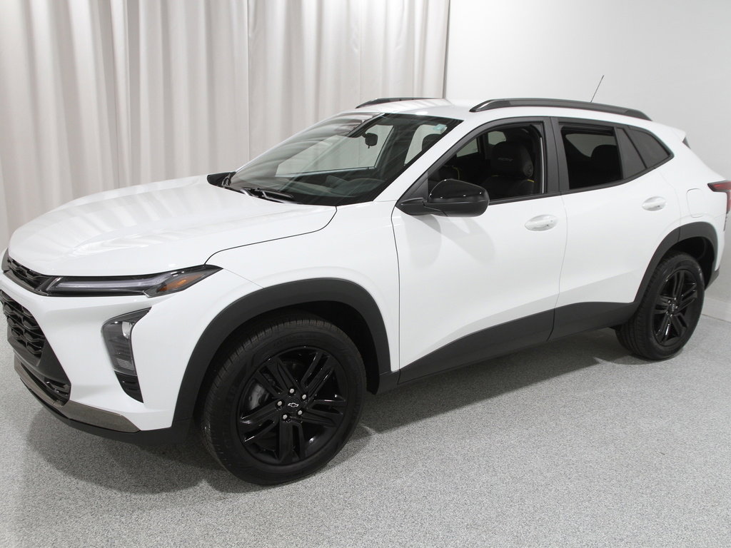 2024 Chevrolet Trax ACTIV photo 2