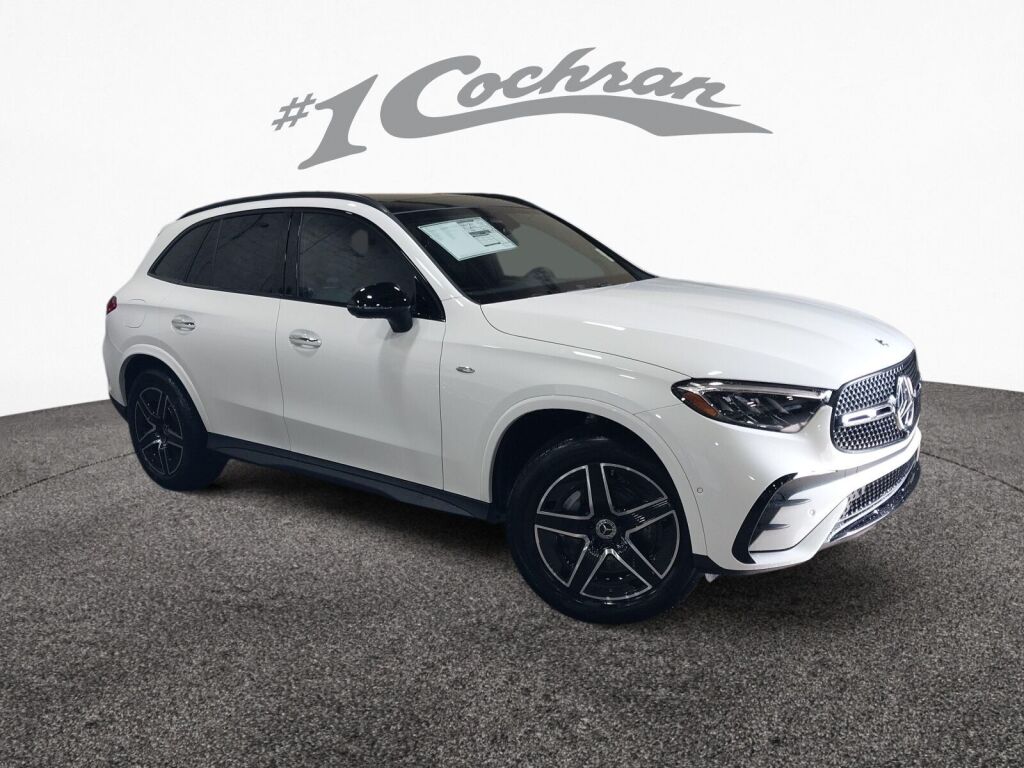 2025 Mercedes-Benz GLC Base's photo