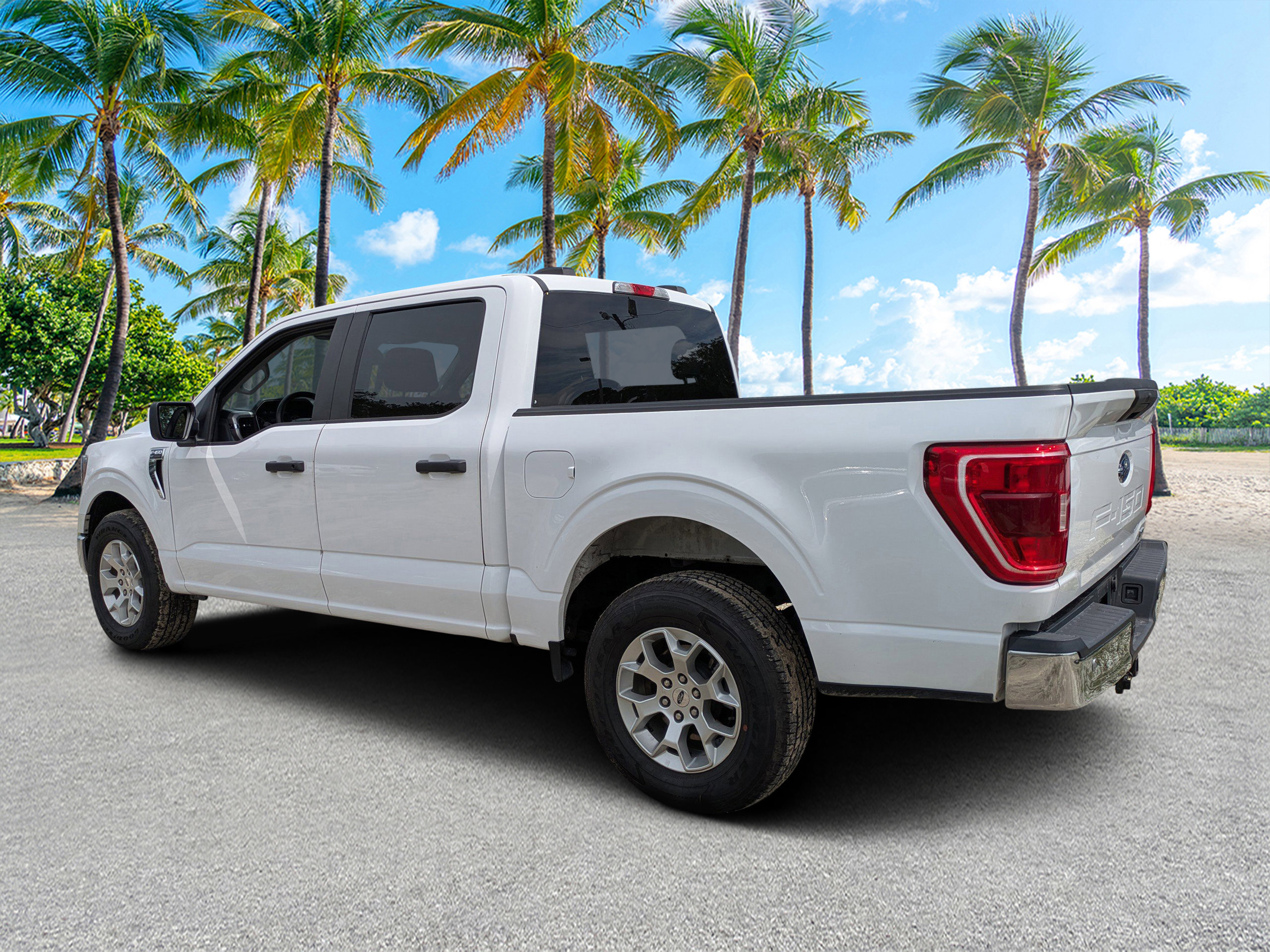 2023 Ford F-150 XLT photo 5
