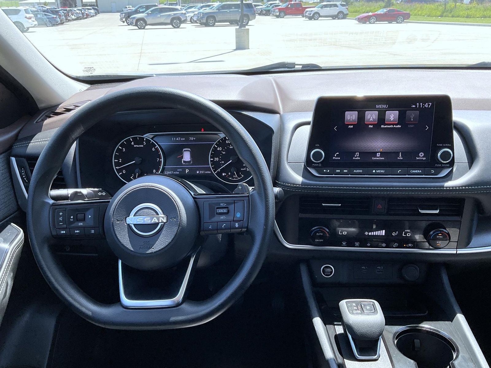 2023 Nissan Rogue SV photo 12