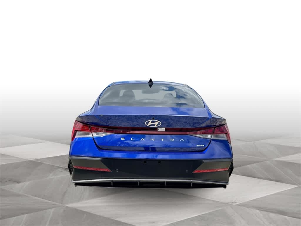 2024 Hyundai Elantra Hybrid Limited photo 7