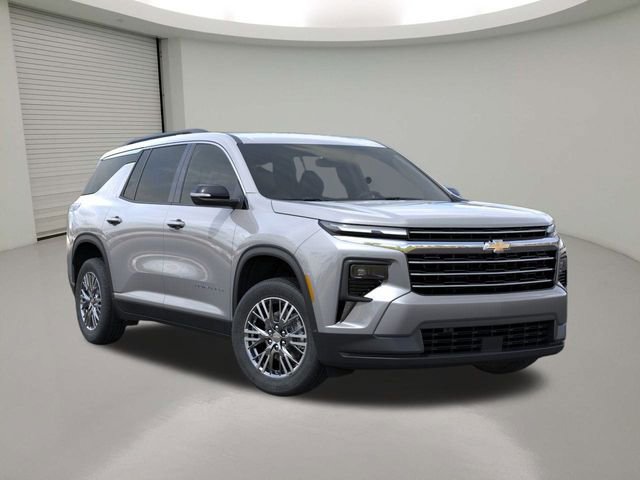 2026 Chevrolet Traverse photo 2