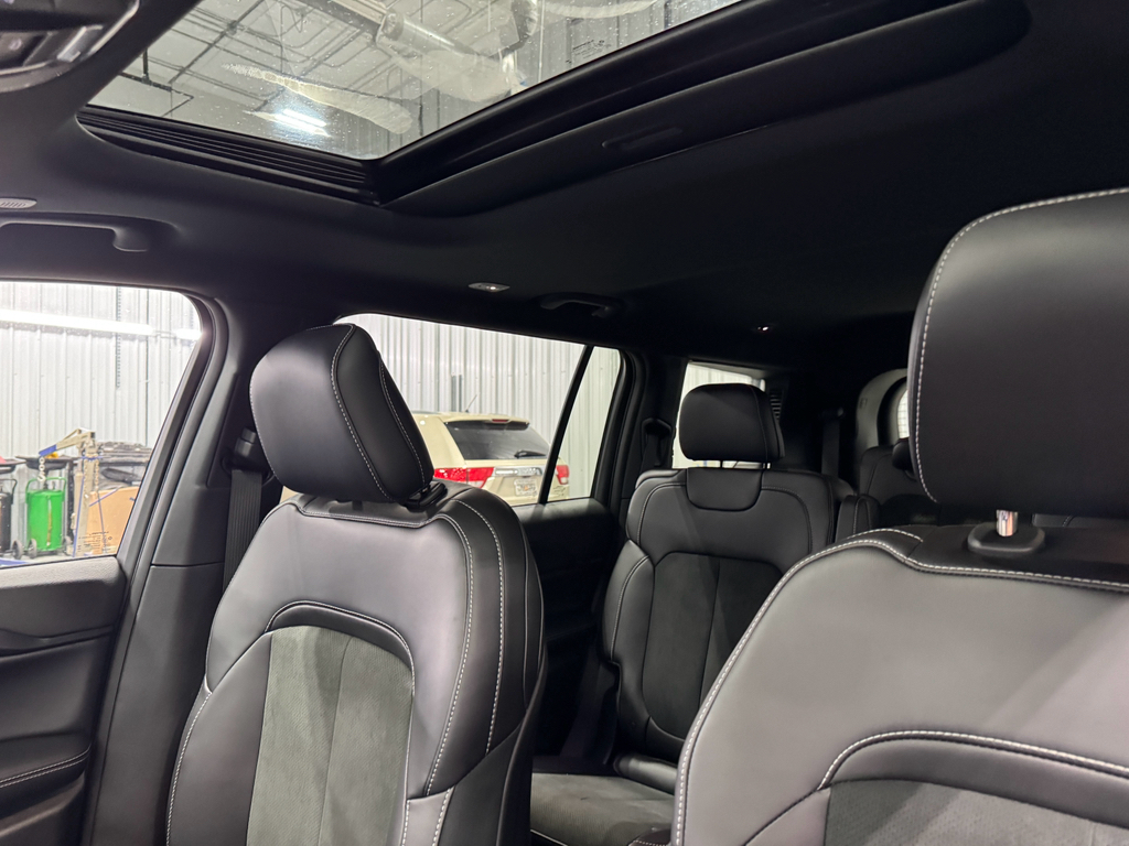 2025 Jeep Grand Cherokee Altitude X photo 3