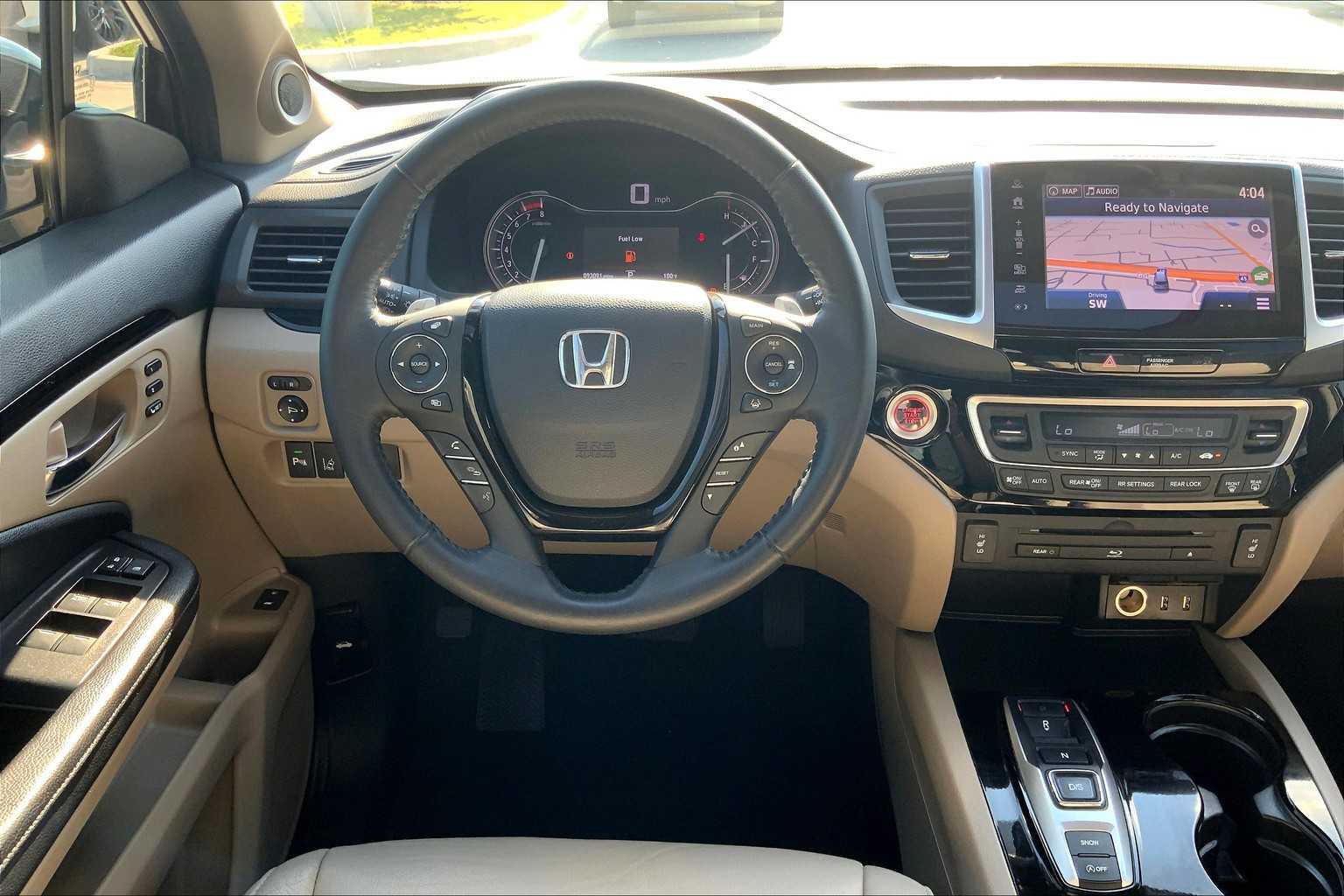 2018 Honda Pilot Touring photo 5