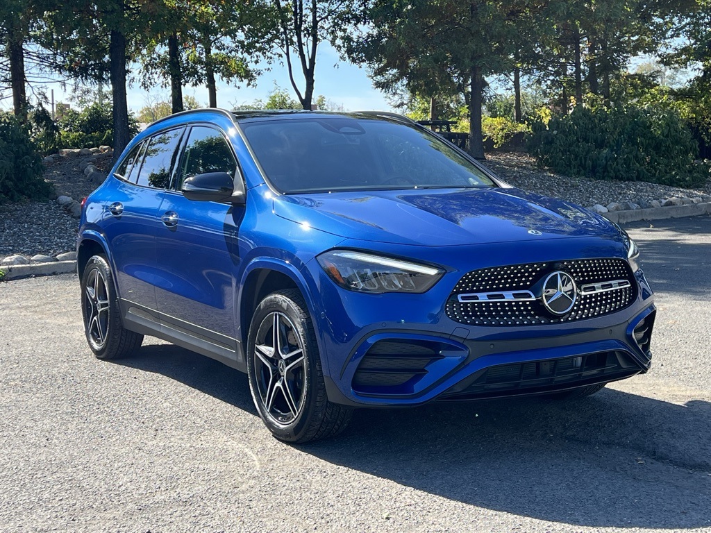 2025 Mercedes Benz GLA 250 4MATIC photo 3