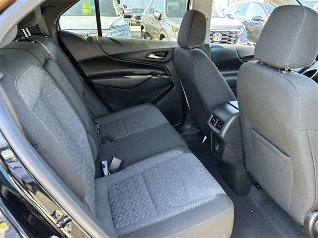 2022 Chevrolet Equinox LT photo 14