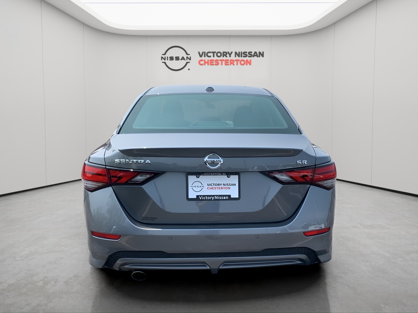 2023 Nissan Sentra SR photo 3