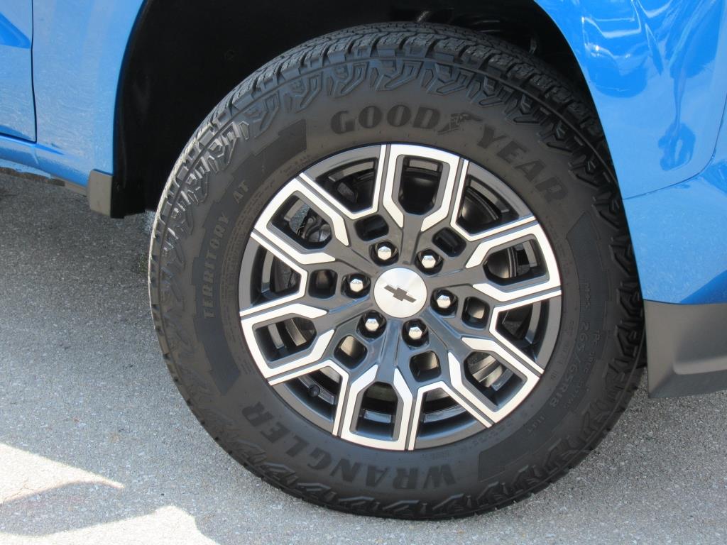 2024 Chevrolet Colorado Z71 photo 9