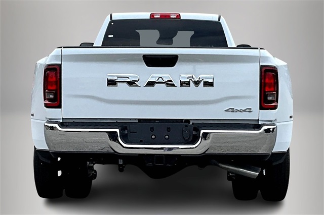 2026 Ram 3500 Tradesman photo 3