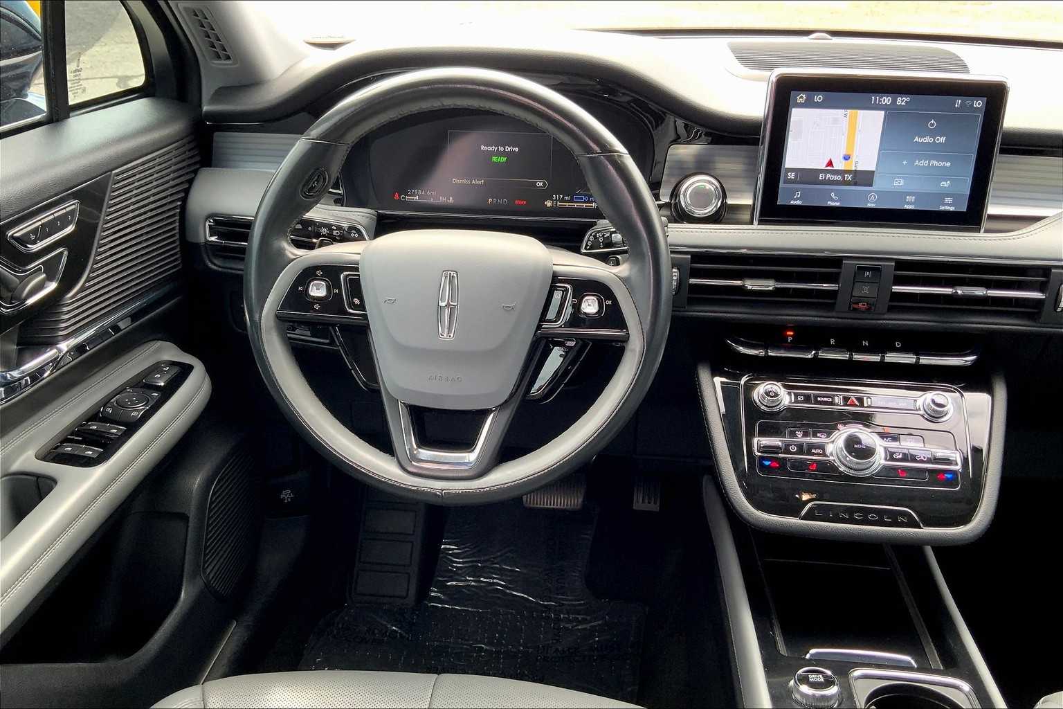 2022 Lincoln Corsair Grand Touring photo 3