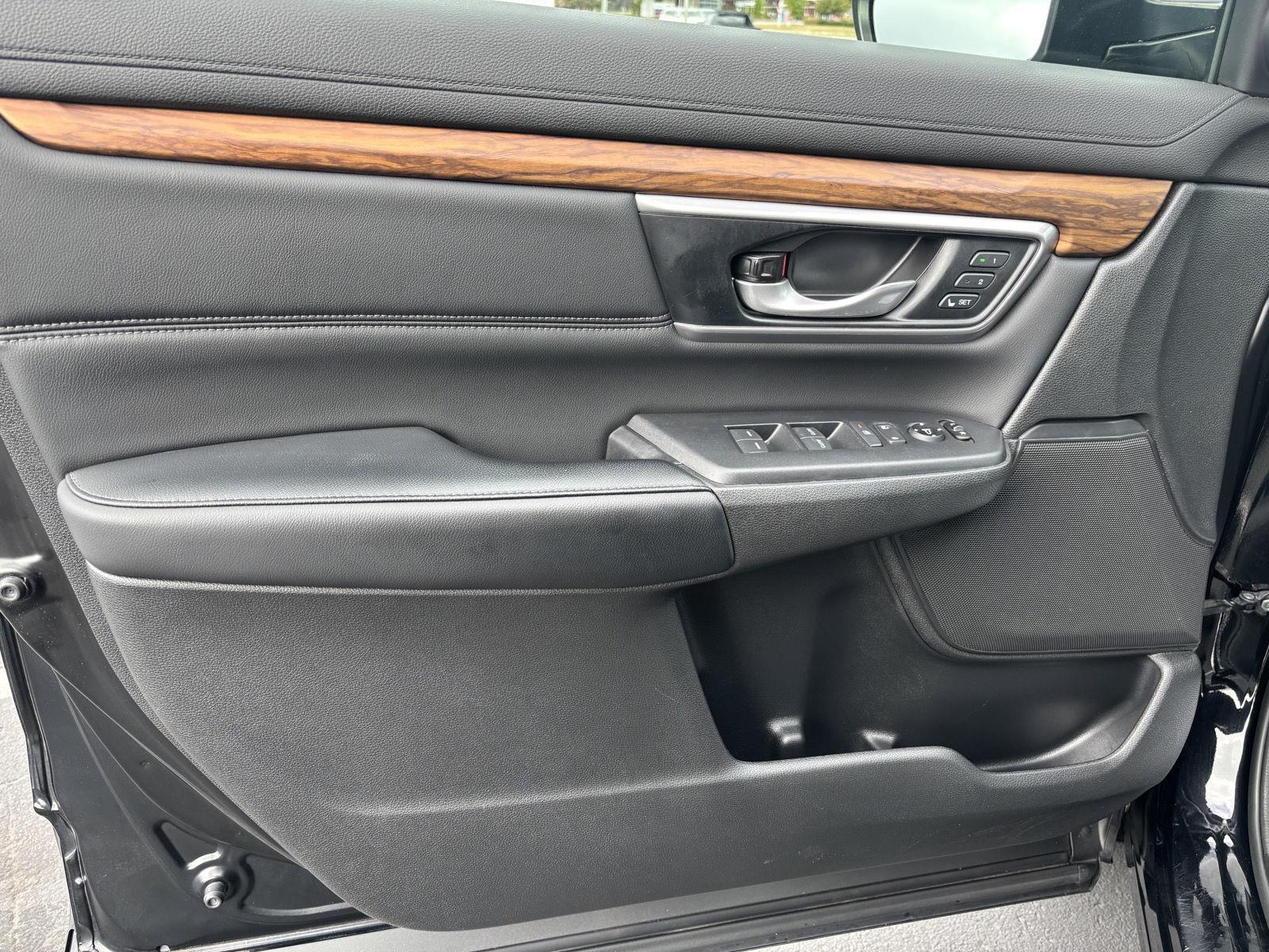 2019 Honda CR-V EX-L photo 10