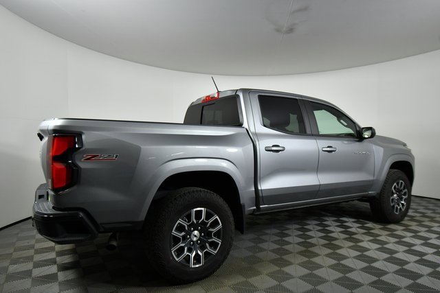 2024 Chevrolet Colorado Z71 photo 9