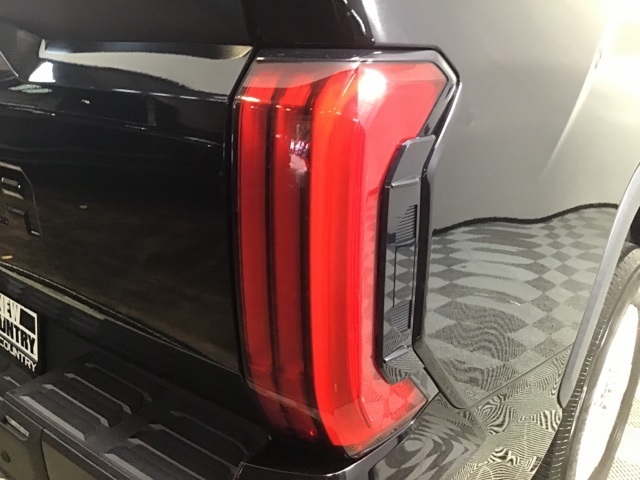 2022 Toyota Tundra SR5 photo 22