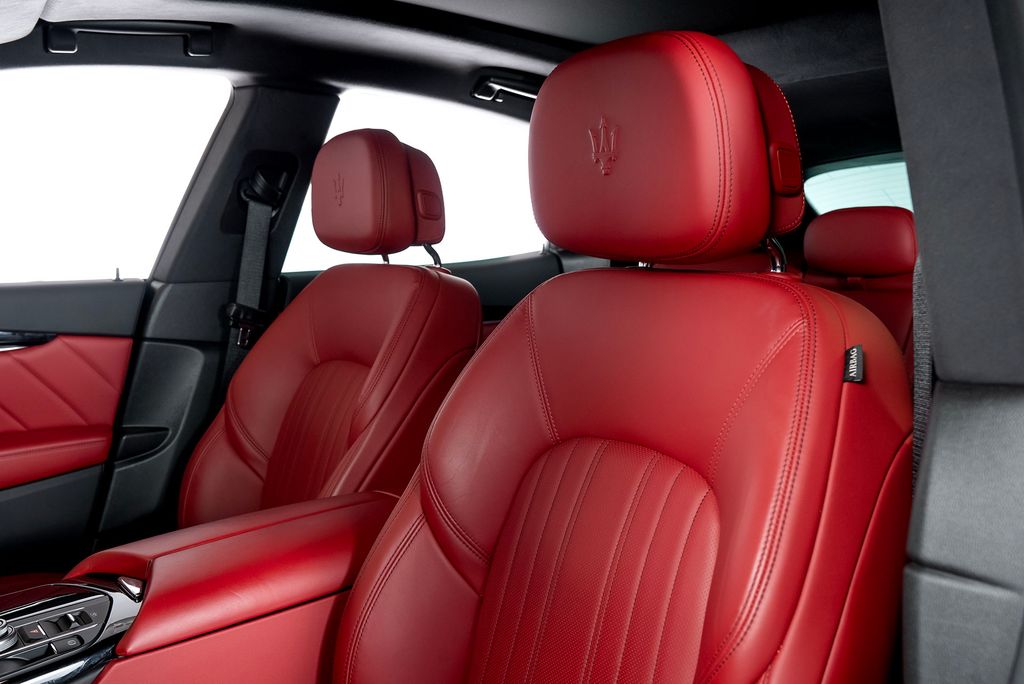 2022 Maserati Levante GT photo 16