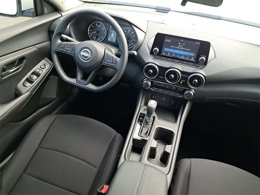 2025 Nissan Sentra S photo 15