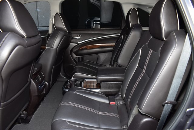 2017 Acura MDX SH-AWD Advance photo 8
