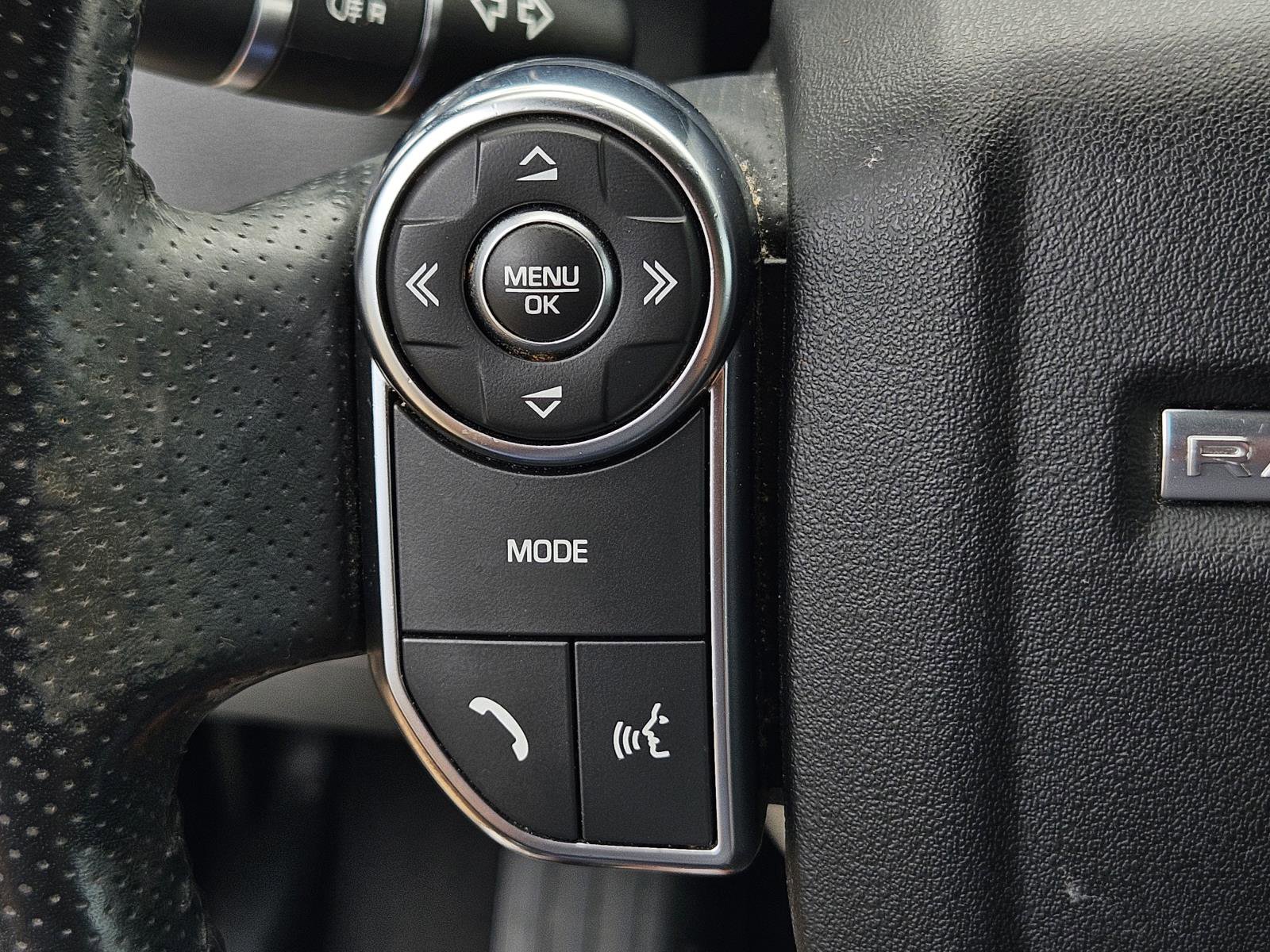 2016 Land Rover Range Rover Sport SuperCharged HSE photo 13