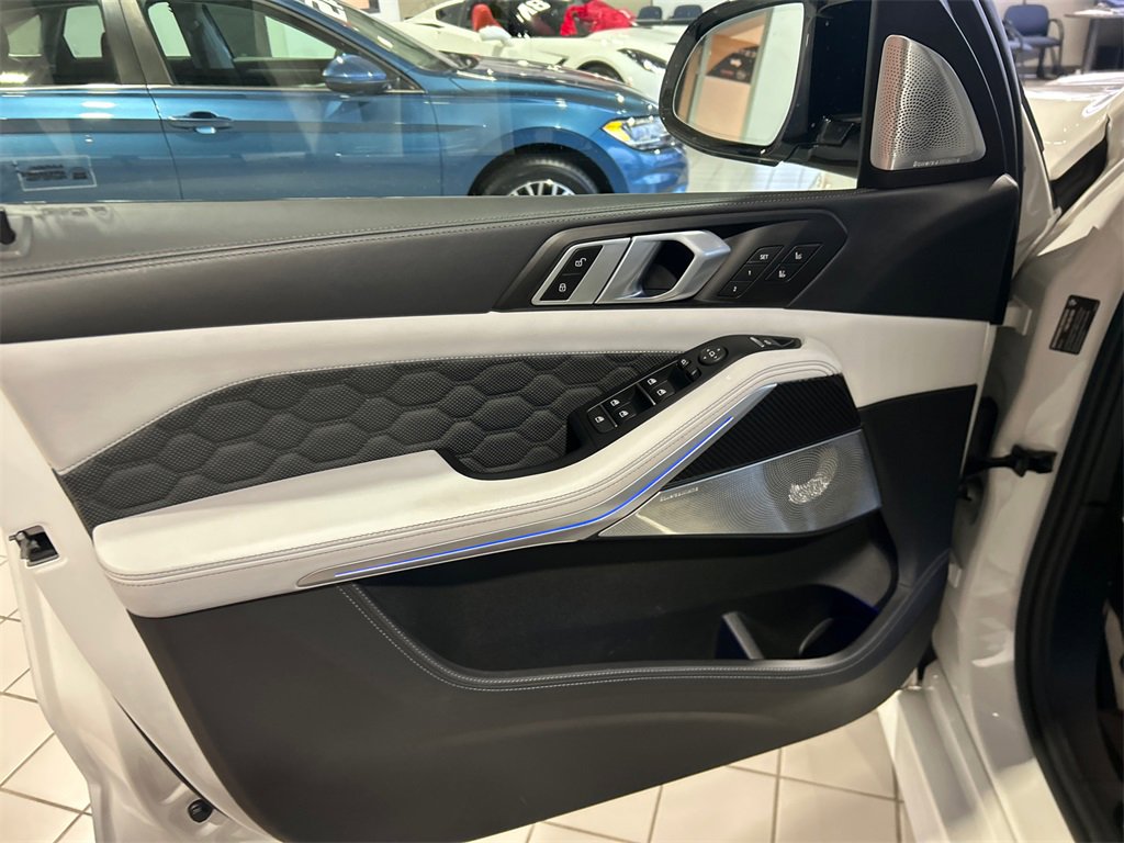 2021 BMW X5 - Image 12