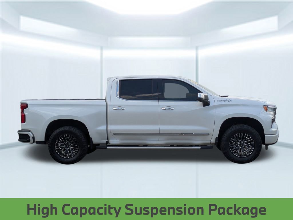 2023 Chevrolet Silverado 1500 High Country photo 4