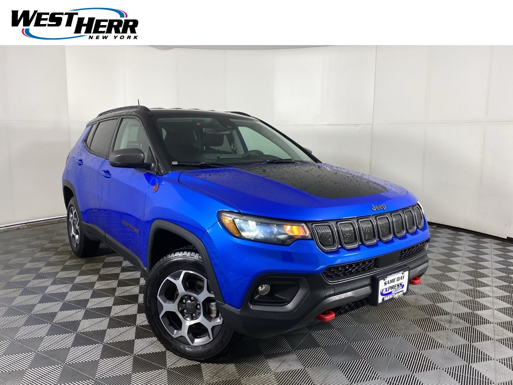 2022 Jeep Compass Trailhawk's photo