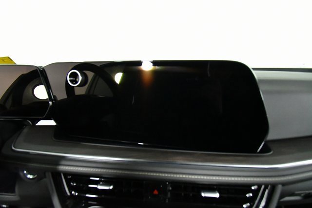 2026 Chevrolet Suburban Premier photo 3