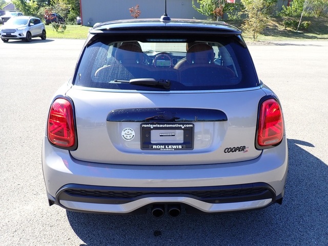 2023 Mini Cooper Base photo 4