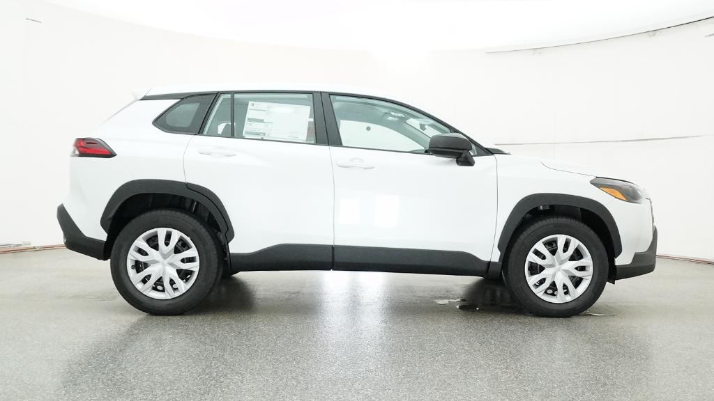 2026 Toyota Corolla Cross L photo 26