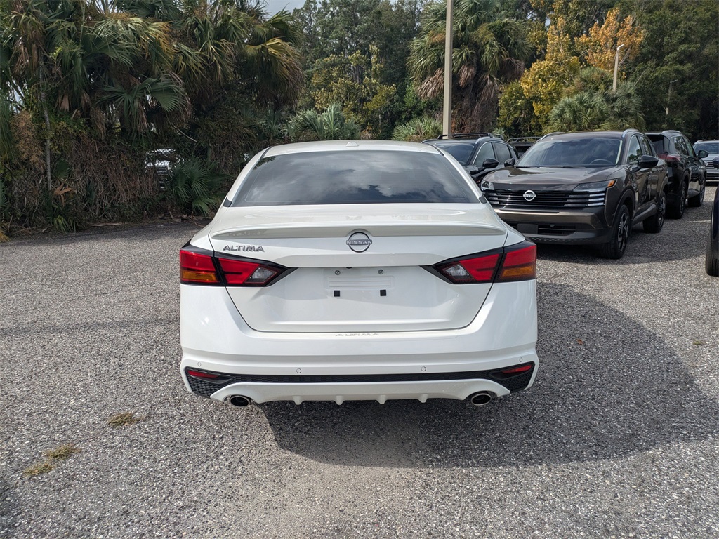 2025 Nissan Altima 2.5 SV photo 4