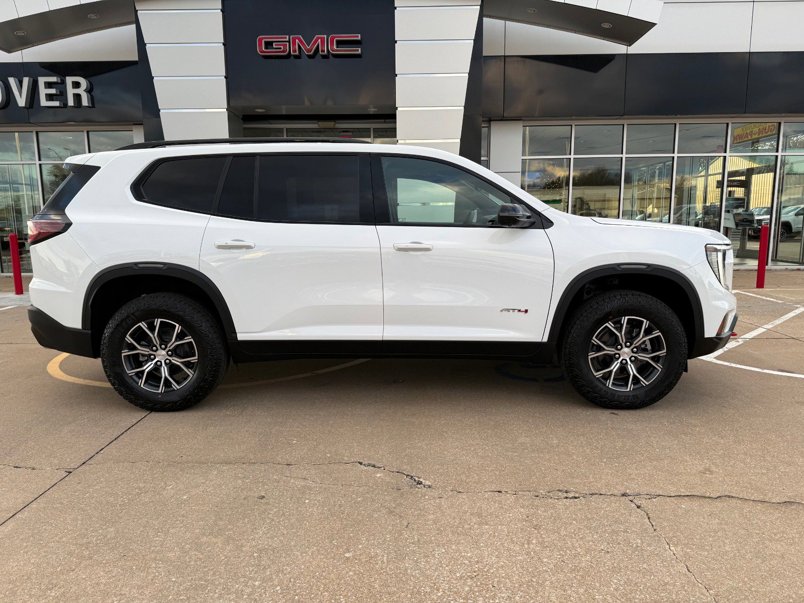2026 Gmc Acadia AT4 photo 2