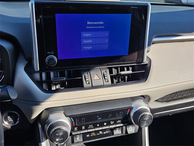 2023 Toyota RAV4 XLE Premium photo 22