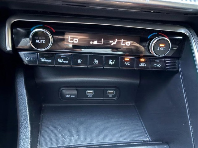 2023 Kia K5 GT-Line photo 17