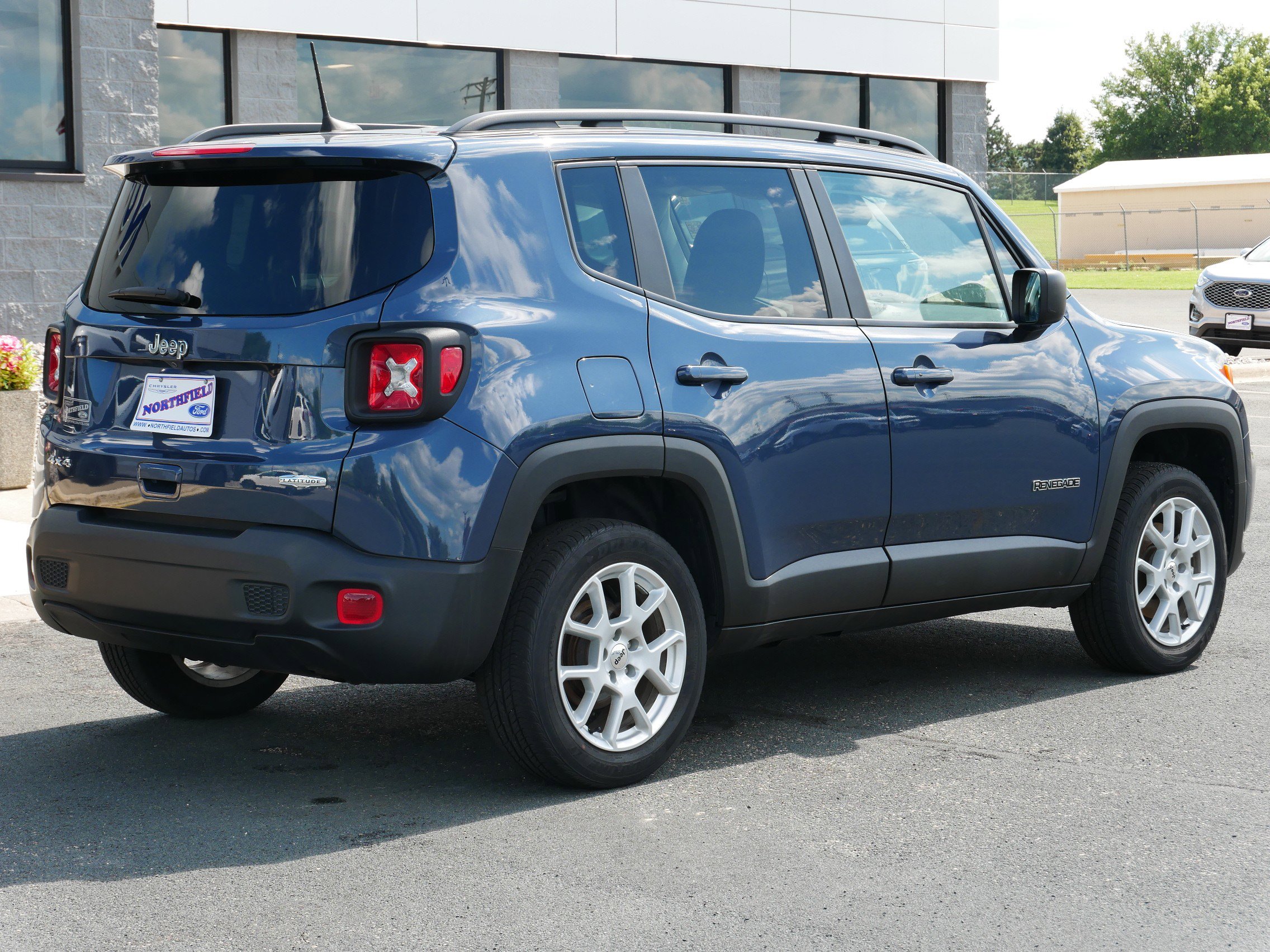 2022 Jeep Renegade Latitude photo 8