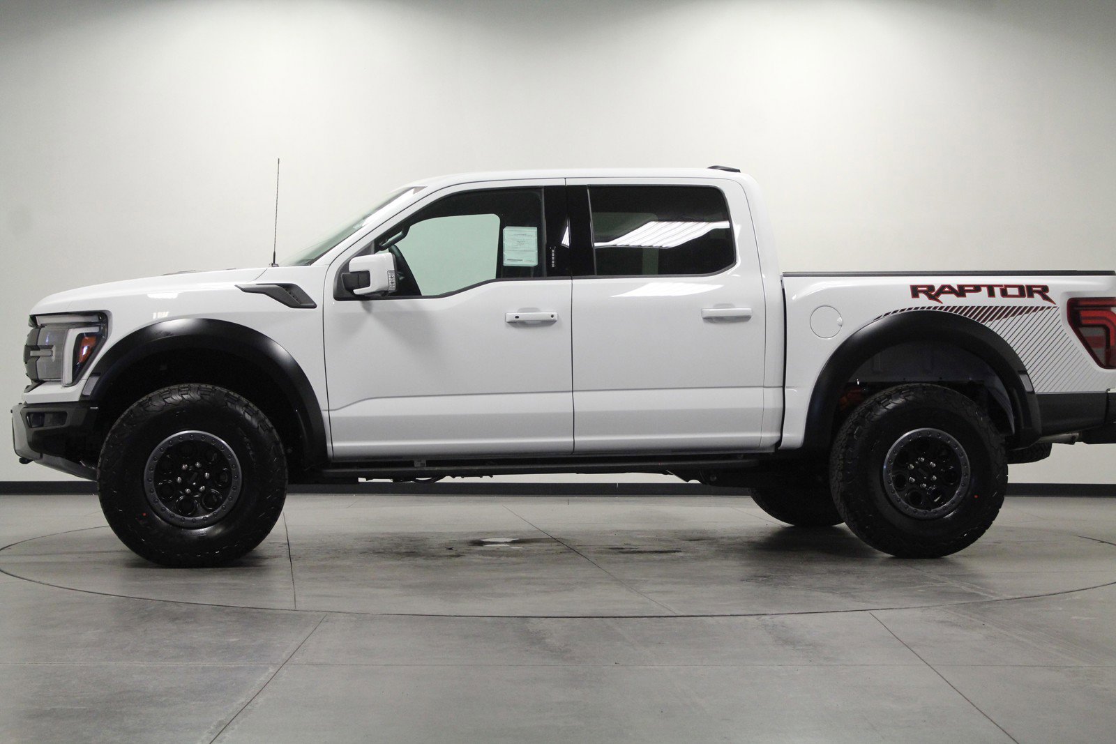 2024 Ford F-150 Raptor photo 6