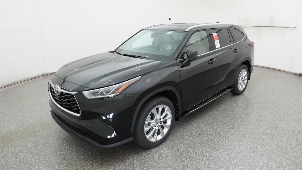2025 Toyota Highlander Limited's photo