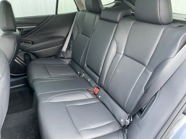 2025 Subaru Outback Touring XT photo 16