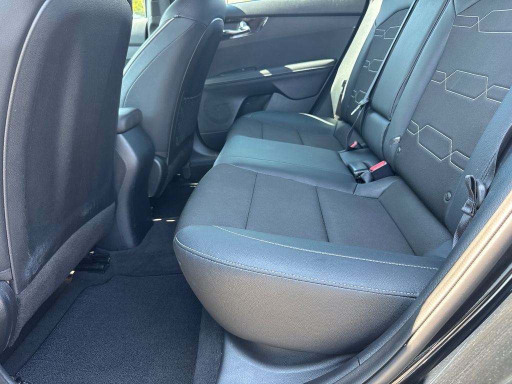 2024 Kia Forte GT-Line photo 18