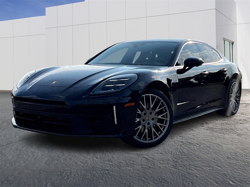 2024 Porsche Panamera Base's photo