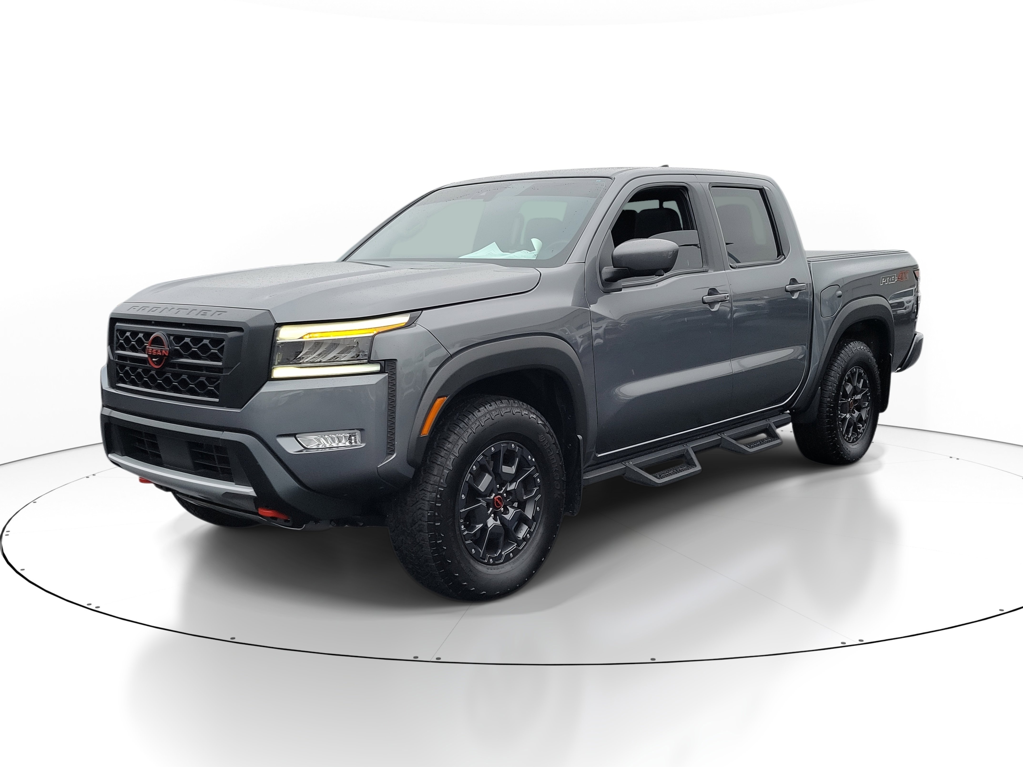 2023 Nissan Frontier PRO-4X photo 2