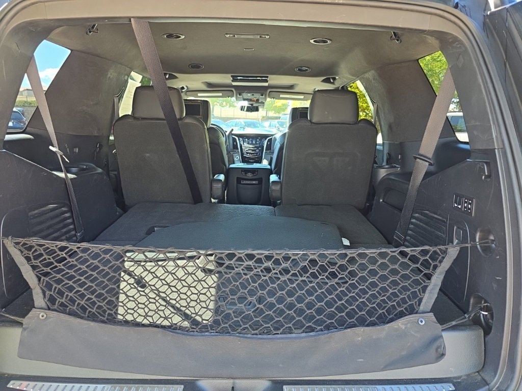 2019 Cadillac Escalade Platinum photo 17