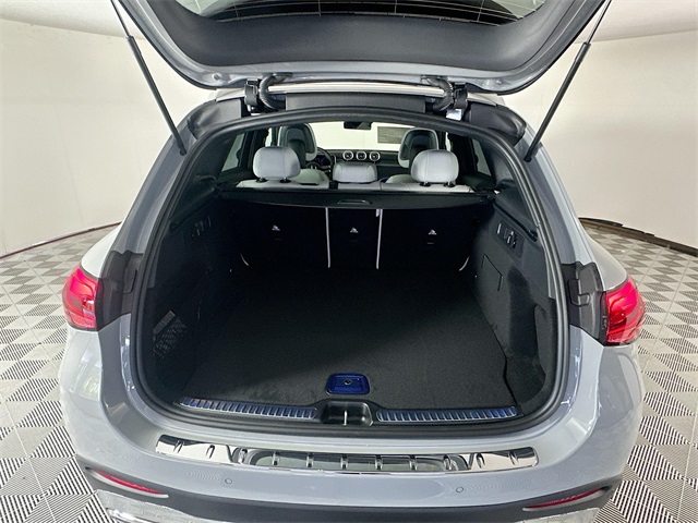 2026 Mercedes Benz GLC 300 photo 23