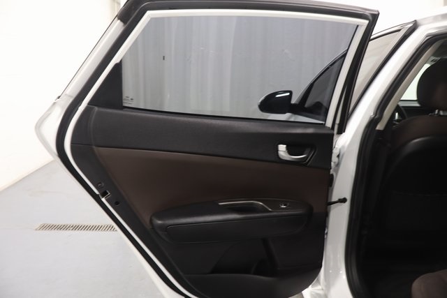 2020 Kia Optima LX photo 11
