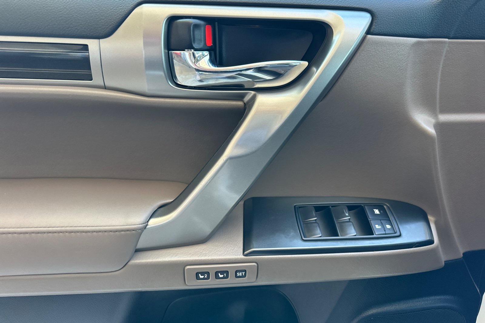 2023 Lexus GX 460 photo 13